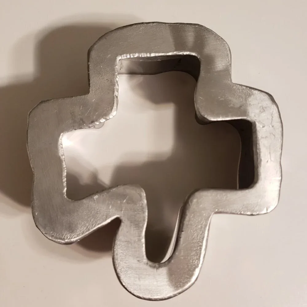 Metal Shamrock/ Clover Cookie Biscuit Bread Cutter - Heavyweight